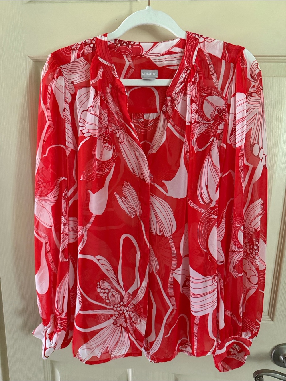Stunning Chico’s blouse size 12